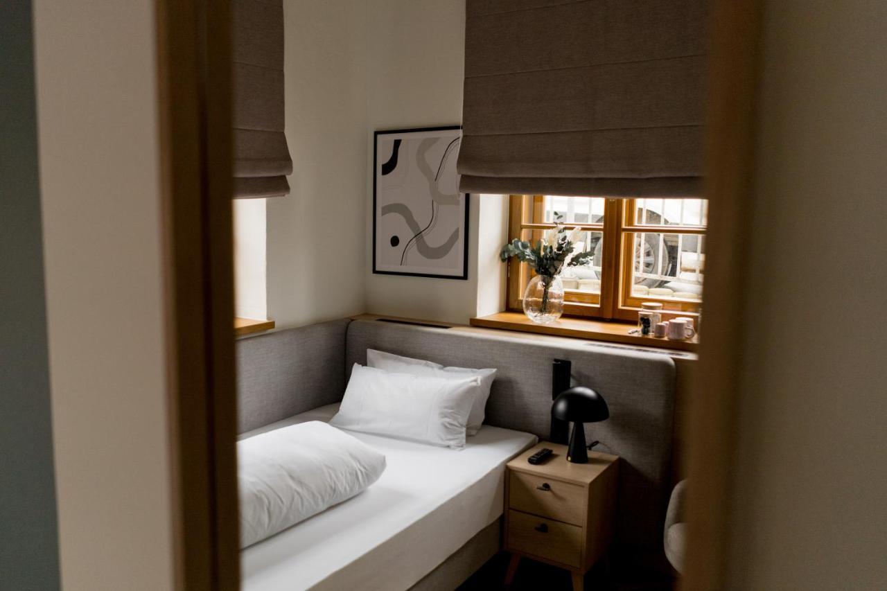Bob W Peterhof Aparthotel ฟรายซิง ภายนอก รูปภาพ
